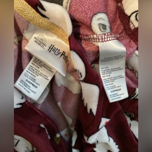 Harry Potter Wizarding World 2 piece pajama set Woman’s size Small - Picture 14 of 14
